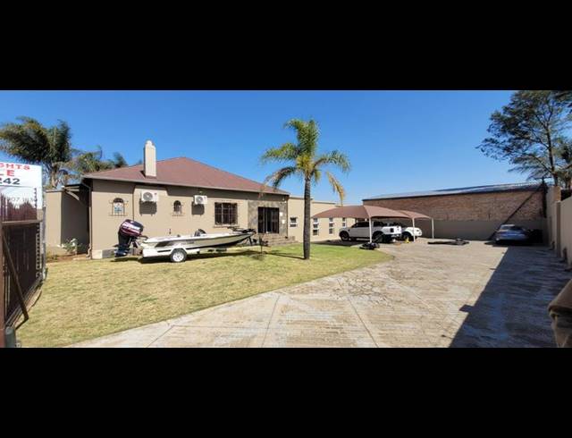 BUSINESS FOR SALE IN ALBERTON NORTH